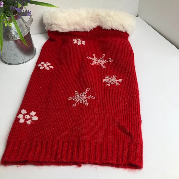 Holiday Pet Sweater with Snow flacks Size Large - Picture 1 of 5